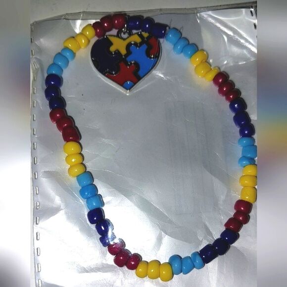 Colorful Puzzle Heart Autism Awareness Beaded Bracelet for Kids and Adults - Picture 3 of 4